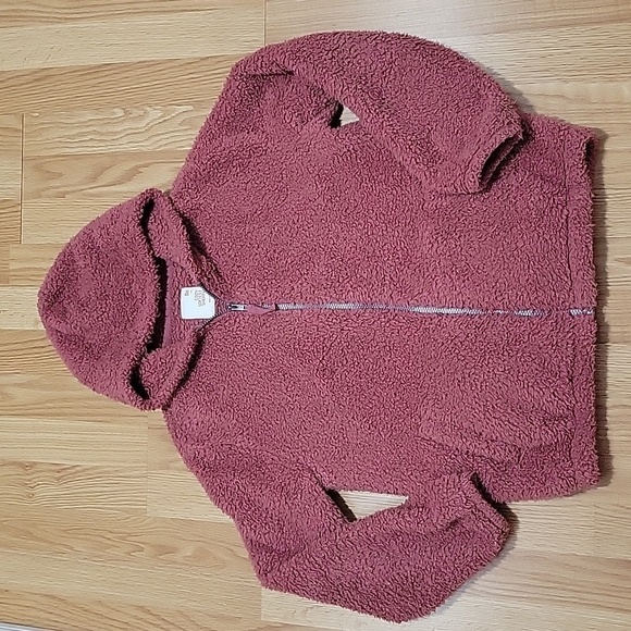 SO Kohl’s Zip up Sherpa - Picture 3 of 8
